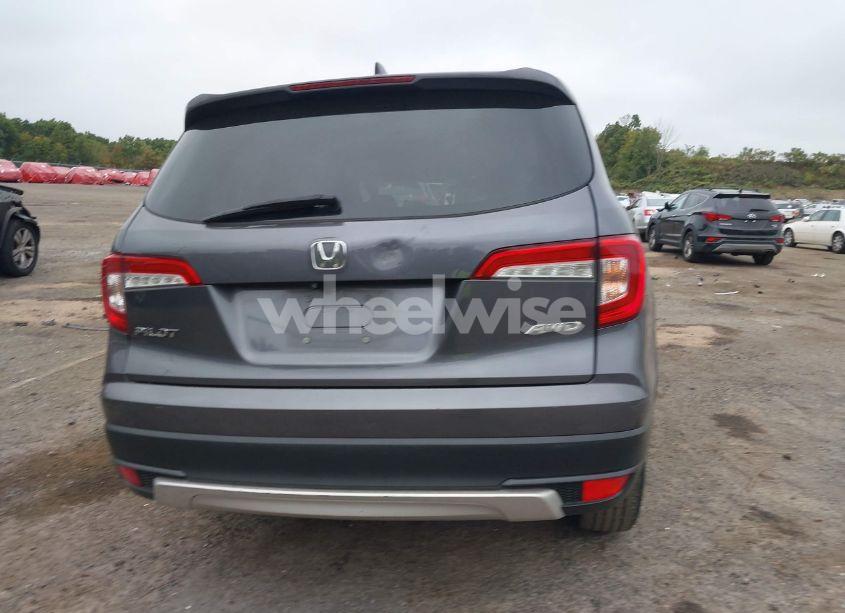 Photo 15 of 2019 Honda Pilot EX (VIN 5FNYF6H3XKB045938)