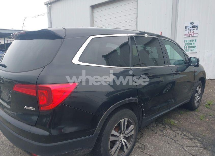 Photo 13 of 2016 Honda Pilot EX (VIN 5FNYF6H40GB015282)