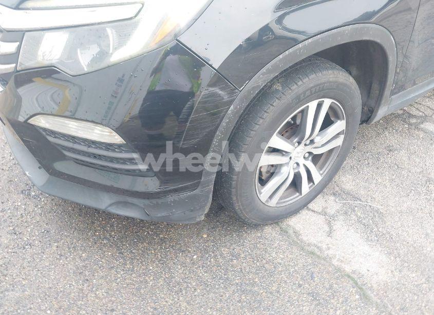 Photo 6 of 2016 Honda Pilot EX (VIN 5FNYF6H40GB015282)
