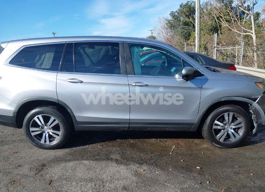 Photo 13 of 2017 Honda Pilot EX (VIN 5FNYF6H43HB105219)