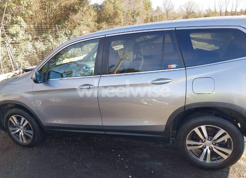 Photo 14 of 2017 Honda Pilot EX (VIN 5FNYF6H43HB105219)