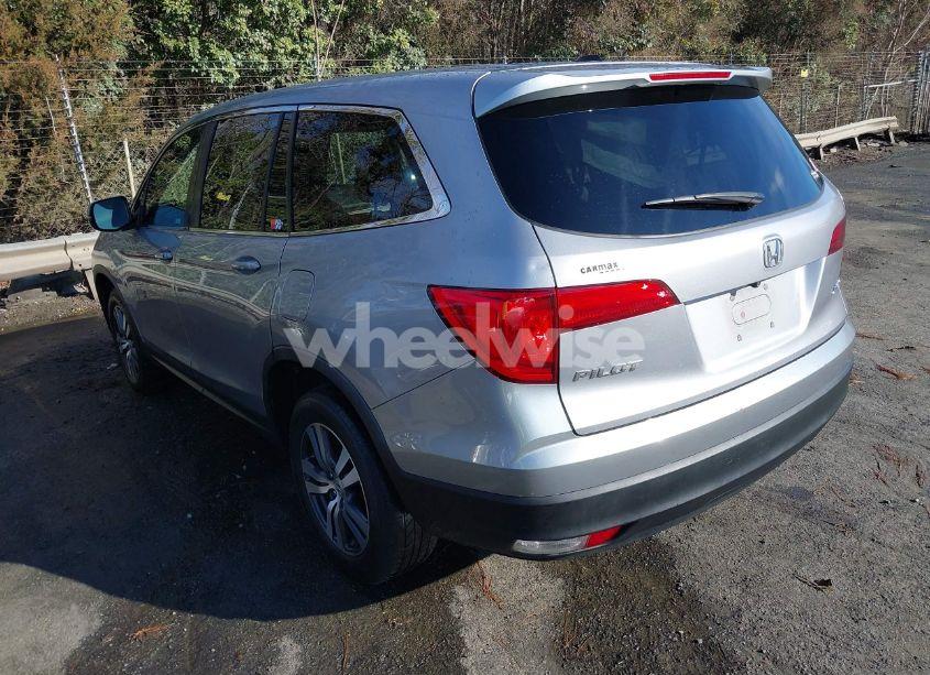 Photo 3 of 2017 Honda Pilot EX (VIN 5FNYF6H43HB105219)