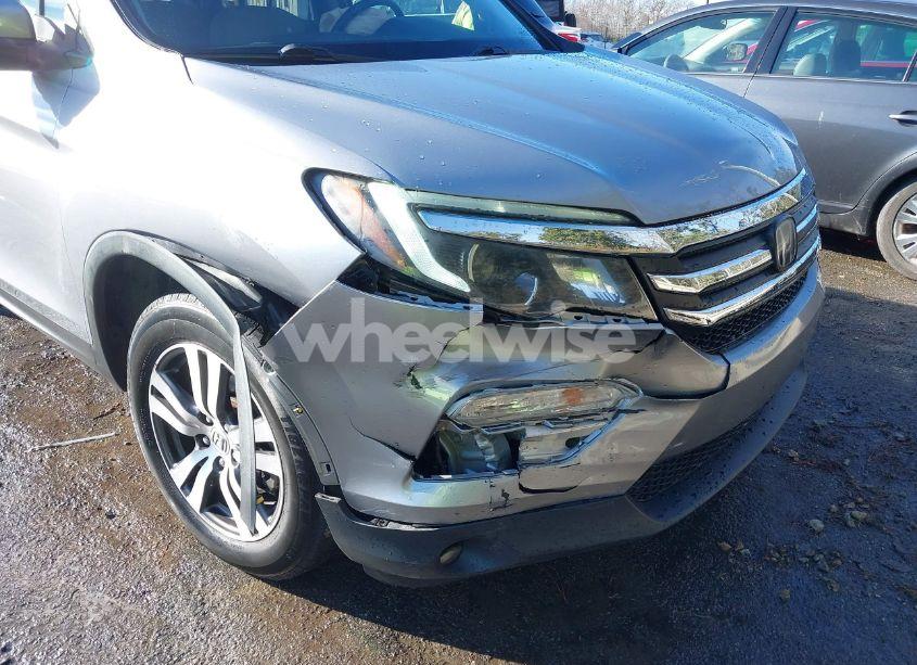 Photo 6 of 2017 Honda Pilot EX (VIN 5FNYF6H43HB105219)