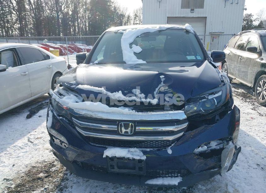 Photo 6 of 2018 Honda Pilot EX (VIN 5FNYF6H43JB014845)