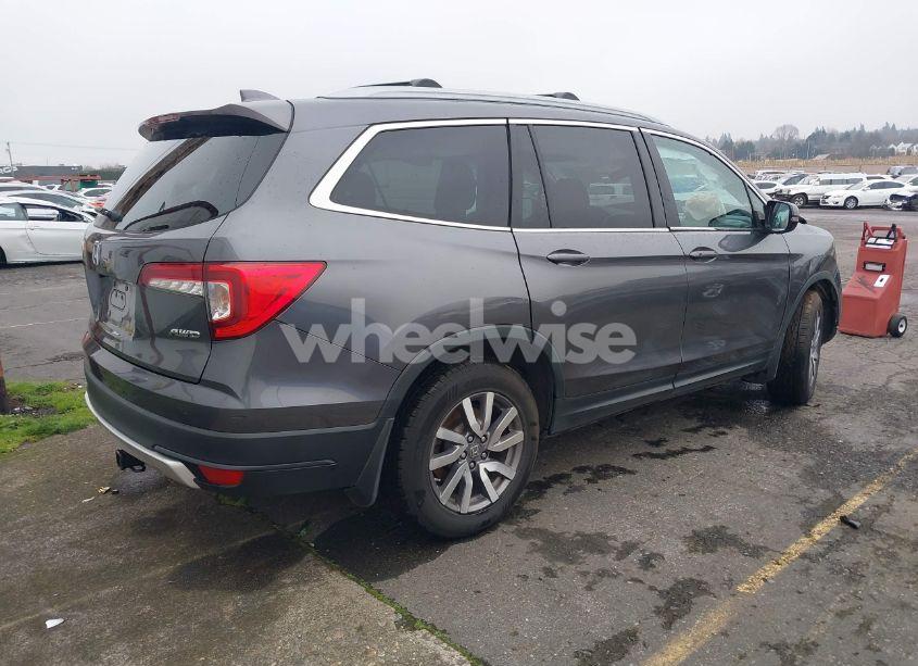 Photo 4 of 2019 Honda Pilot EX-L (VIN 5FNYF6H44KB003290)