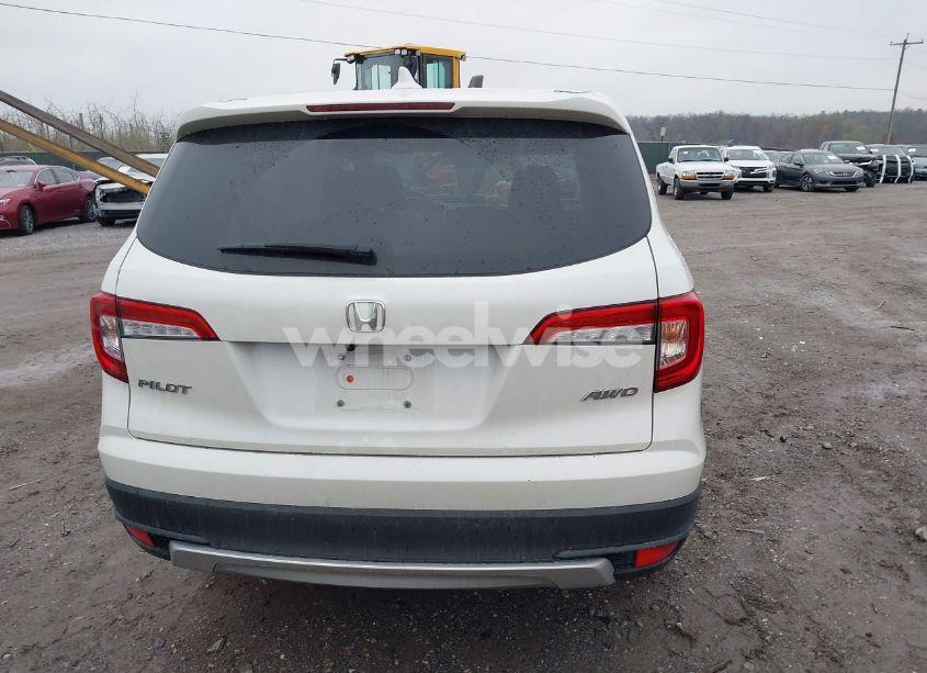 Photo 16 of 2019 Honda Pilot EX-L (VIN 5FNYF6H48KB079031)