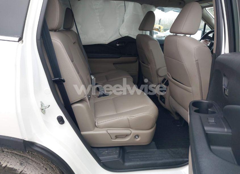 Photo 8 of 2019 Honda Pilot EX-L (VIN 5FNYF6H48KB079031)
