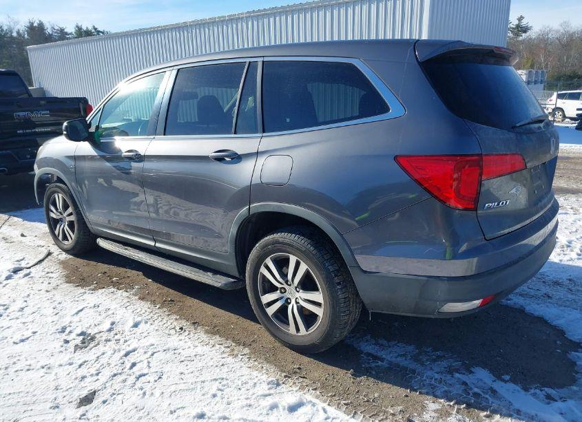 Photo 3 of 2016 Honda Pilot EX-L (VIN 5FNYF6H50GB004274)