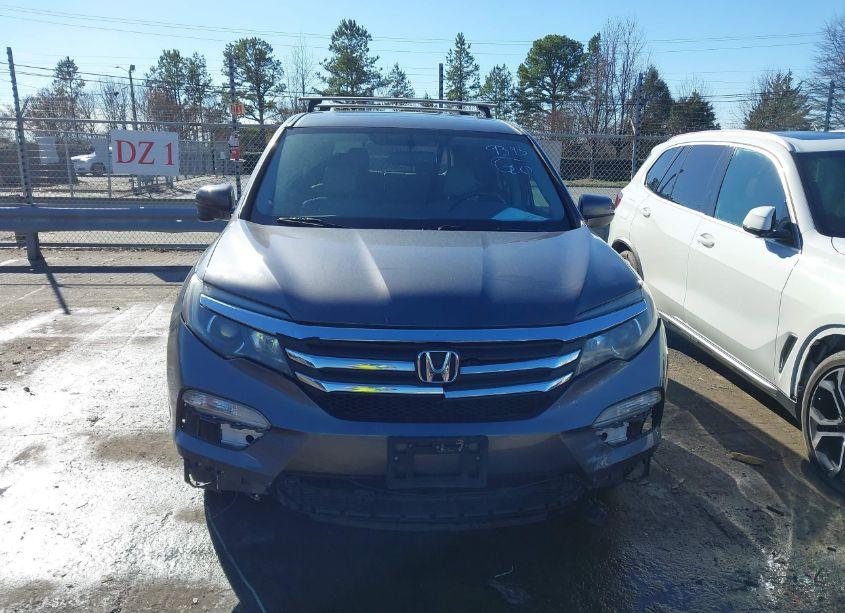 Photo 13 of 2016 Honda Pilot EX-L (VIN 5FNYF6H50GB009393)