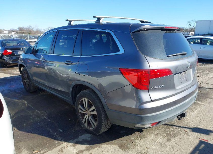Photo 3 of 2016 Honda Pilot EX-L (VIN 5FNYF6H50GB009393)