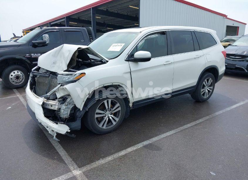 Photo 2 of 2017 Honda Pilot EX-L (VIN 5FNYF6H50HB021772)