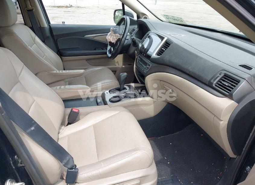 Photo 5 of 2017 Honda Pilot EX-L (VIN 5FNYF6H50HB033968)