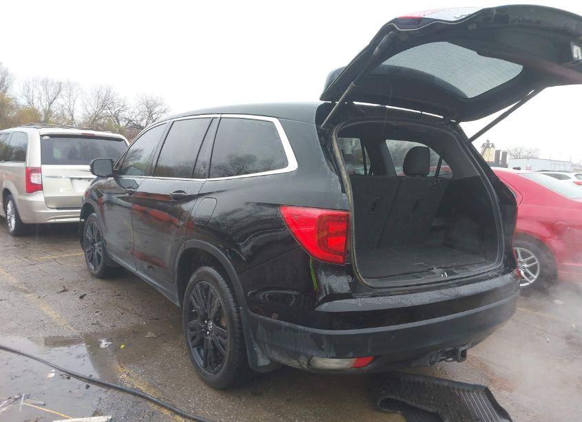 Photo 3 of 2017 Honda Pilot EX-L (VIN 5FNYF6H50HB095533)