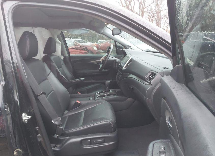 Photo 5 of 2017 Honda Pilot EX-L (VIN 5FNYF6H50HB095533)