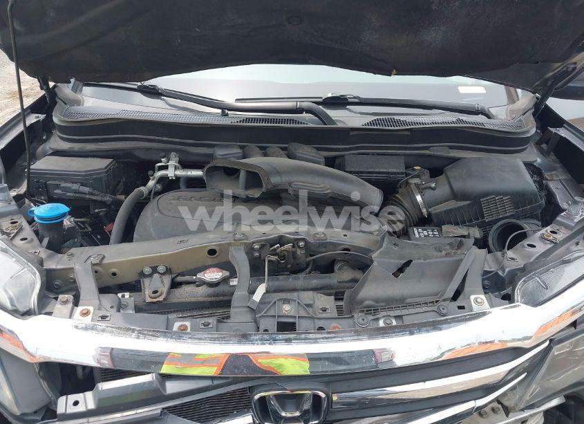 Photo 10 of 2018 Honda Pilot EX-L (VIN 5FNYF6H50JB030929)