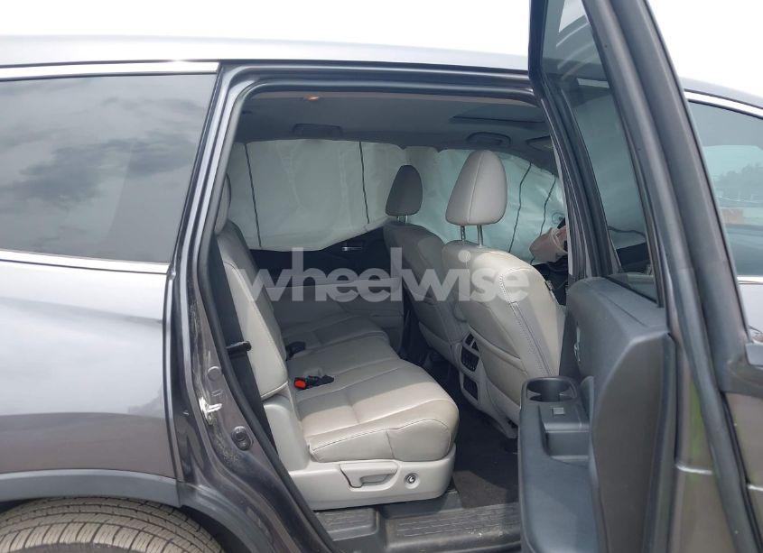 Photo 8 of 2018 Honda Pilot EX-L (VIN 5FNYF6H50JB030929)
