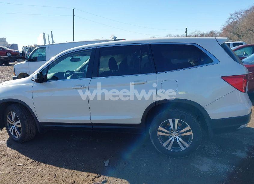 Photo 14 of 2018 Honda Pilot EX-L (VIN 5FNYF6H50JB049819)