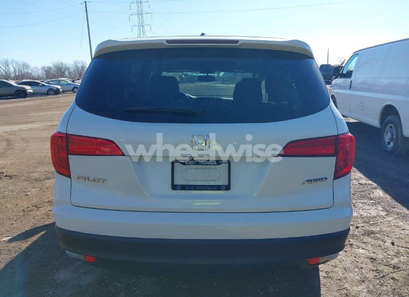 Photo 16 of 2018 Honda Pilot EX-L (VIN 5FNYF6H50JB049819)