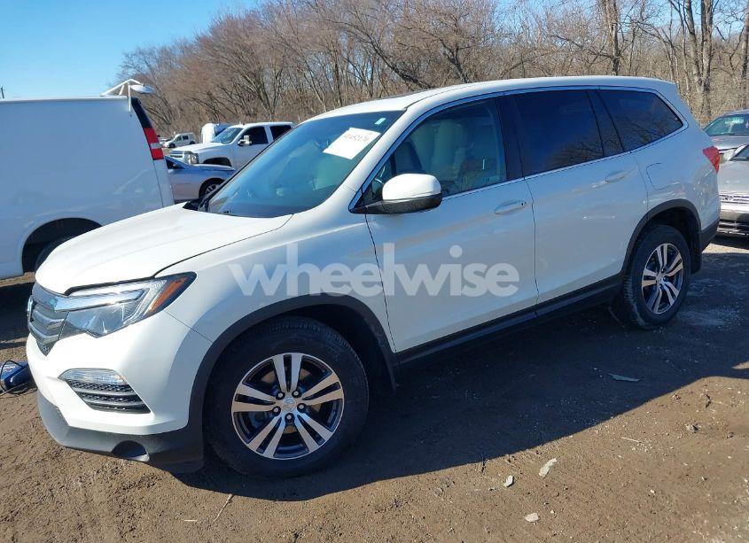 Photo 2 of 2018 Honda Pilot EX-L (VIN 5FNYF6H50JB049819)