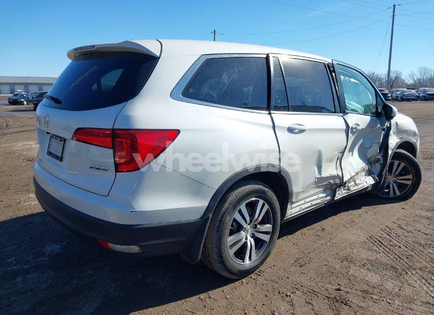 Photo 4 of 2018 Honda Pilot EX-L (VIN 5FNYF6H50JB049819)