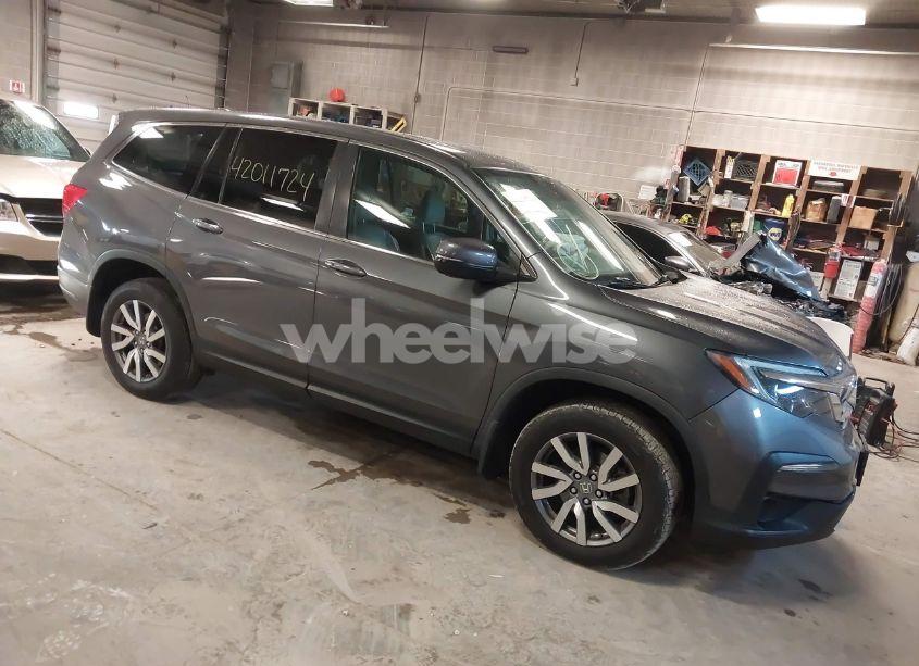 2019 Honda Pilot EX-L (VIN 5FNYF6H50KB035548) main photo