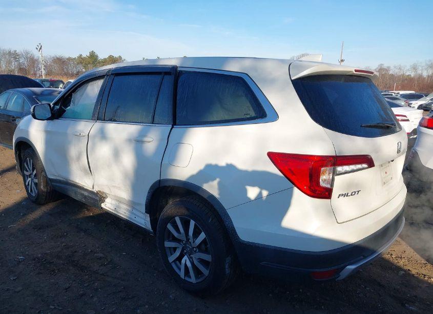 Photo 3 of 2019 Honda Pilot EX-L (VIN 5FNYF6H50KB066010)