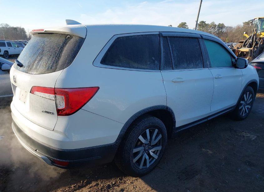 Photo 4 of 2019 Honda Pilot EX-L (VIN 5FNYF6H50KB066010)