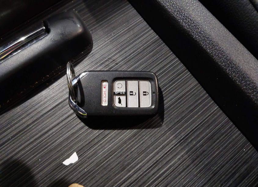 Photo 11 of 2021 Honda Pilot AWD EX-L (VIN 5FNYF6H50MB037772)