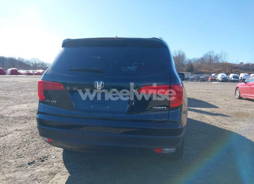 Photo 16 of 2016 Honda Pilot EX-L (VIN 5FNYF6H51GB012769)