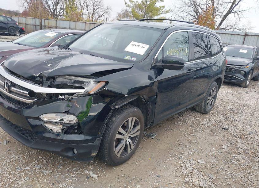 Photo 2 of 2016 Honda Pilot EX-L (VIN 5FNYF6H51GB094017)
