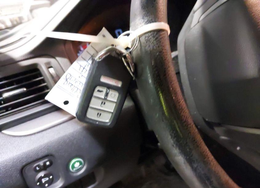 Photo 11 of 2016 Honda Pilot EX-L (VIN 5FNYF6H51GB103850)