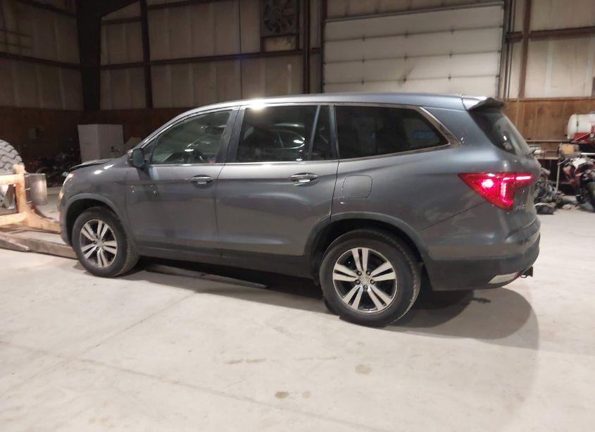 Photo 15 of 2016 Honda Pilot EX-L (VIN 5FNYF6H51GB103850)