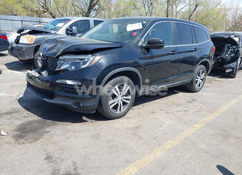 Photo 2 of 2016 Honda Pilot EX-L (VIN 5FNYF6H51GB125217)