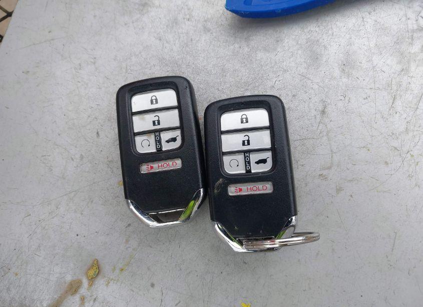 Photo 11 of 2017 Honda Pilot EX-L (VIN 5FNYF6H51HB032859)