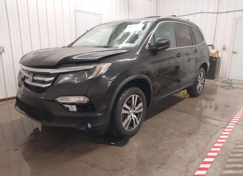 Photo 2 of 2017 Honda Pilot EX-L (VIN 5FNYF6H51HB032859)