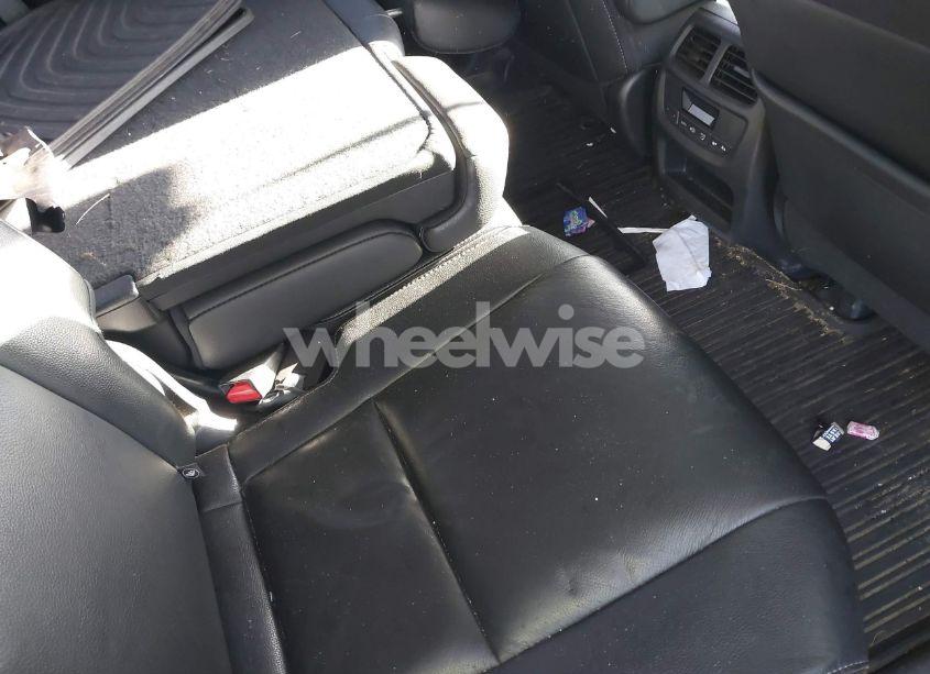 Photo 8 of 2017 Honda Pilot EX-L (VIN 5FNYF6H51HB038628)