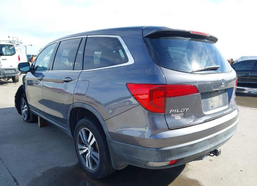 Photo 3 of 2017 Honda Pilot EX-L (VIN 5FNYF6H51HB046163)