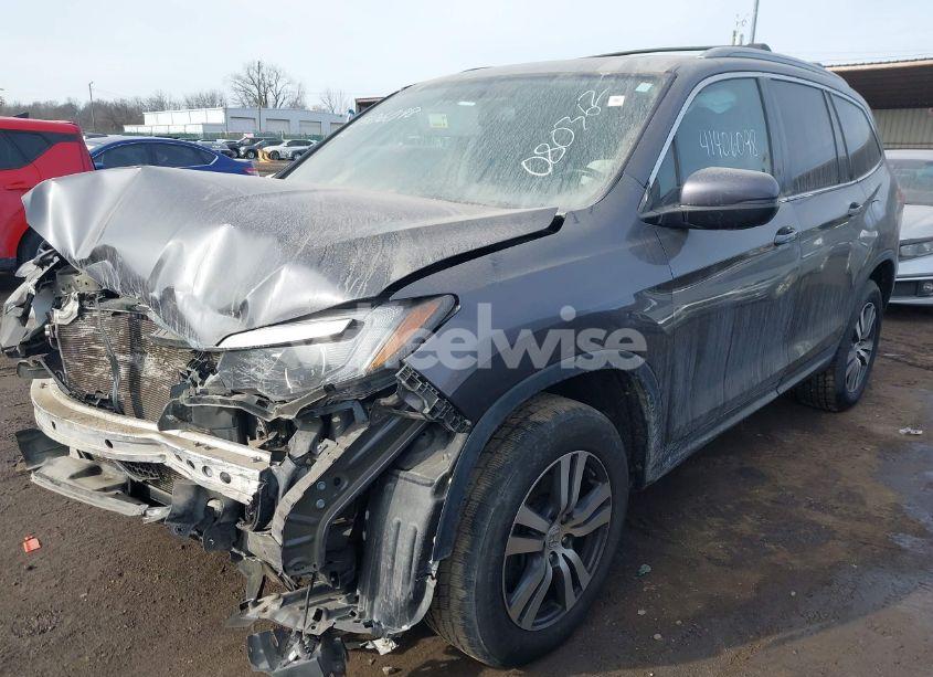 Photo 2 of 2017 Honda Pilot EX-L (VIN 5FNYF6H51HB080362)