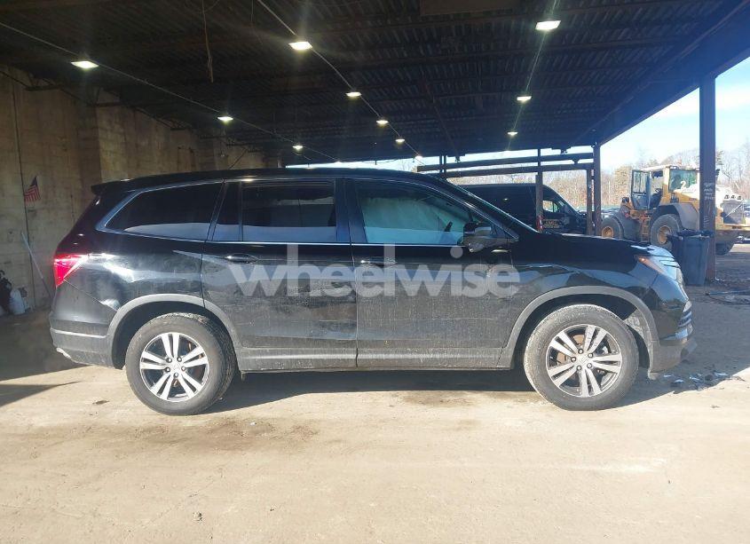 Photo 13 of 2018 Honda Pilot EX-L (VIN 5FNYF6H51JB029417)