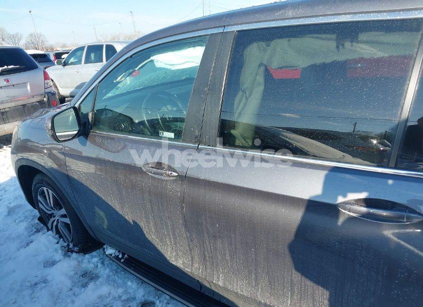 Photo 14 of 2018 Honda Pilot EX-L (VIN 5FNYF6H51JB040191)