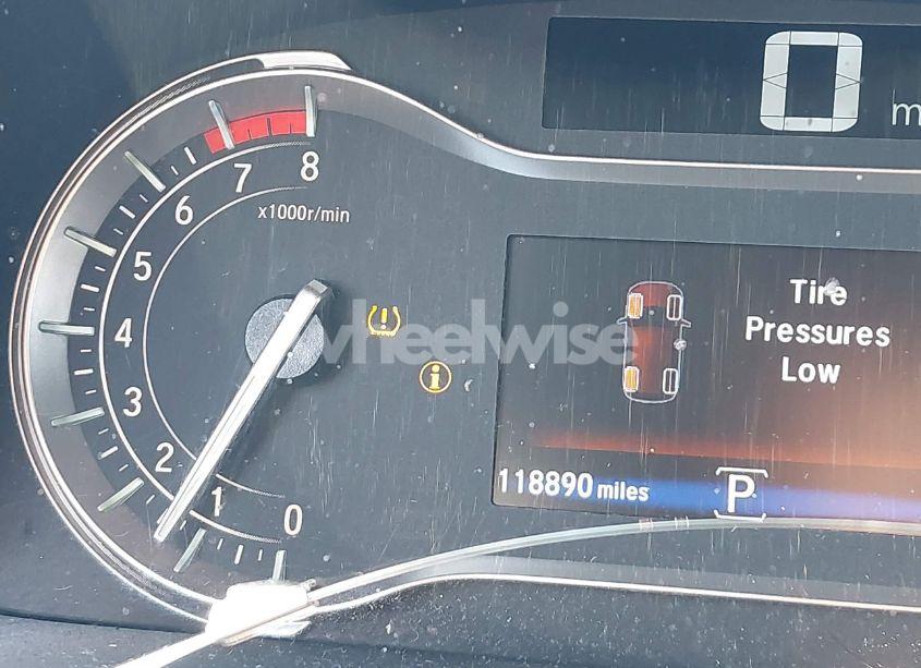 Photo 15 of 2018 Honda Pilot EX-L (VIN 5FNYF6H51JB040191)