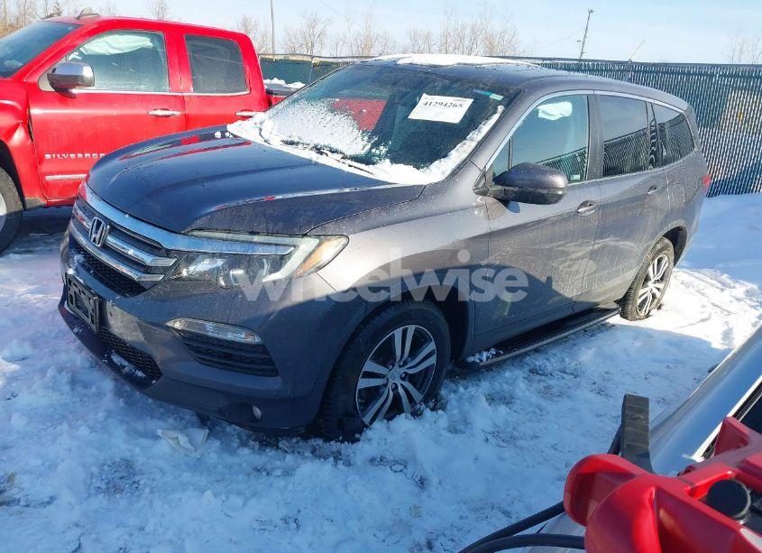 Photo 2 of 2018 Honda Pilot EX-L (VIN 5FNYF6H51JB040191)