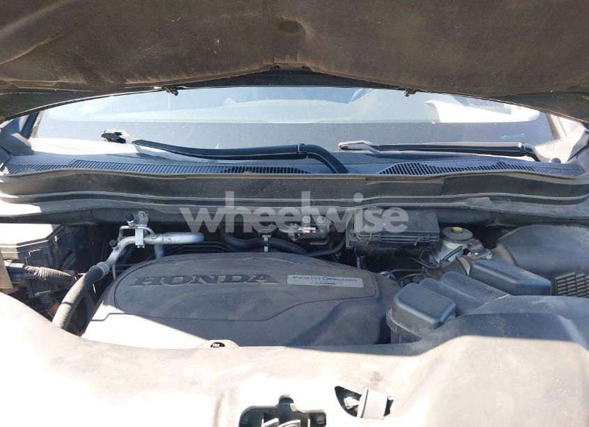 Photo 10 of 2019 Honda Pilot EX-L (VIN 5FNYF6H51KB025076)