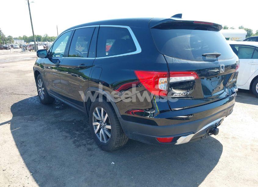 Photo 3 of 2019 Honda Pilot EX-L (VIN 5FNYF6H51KB025076)