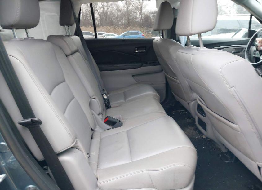 Photo 8 of 2021 Honda Pilot AWD EX-L (VIN 5FNYF6H51MB057514)