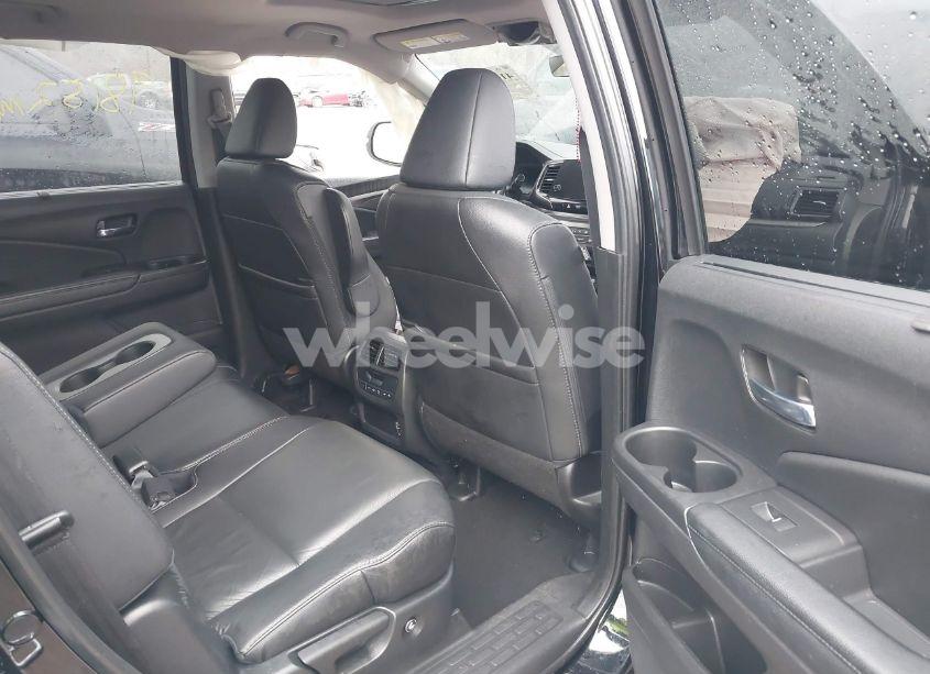 Photo 8 of 2021 Honda Pilot AWD EX-L (VIN 5FNYF6H51MB072806)