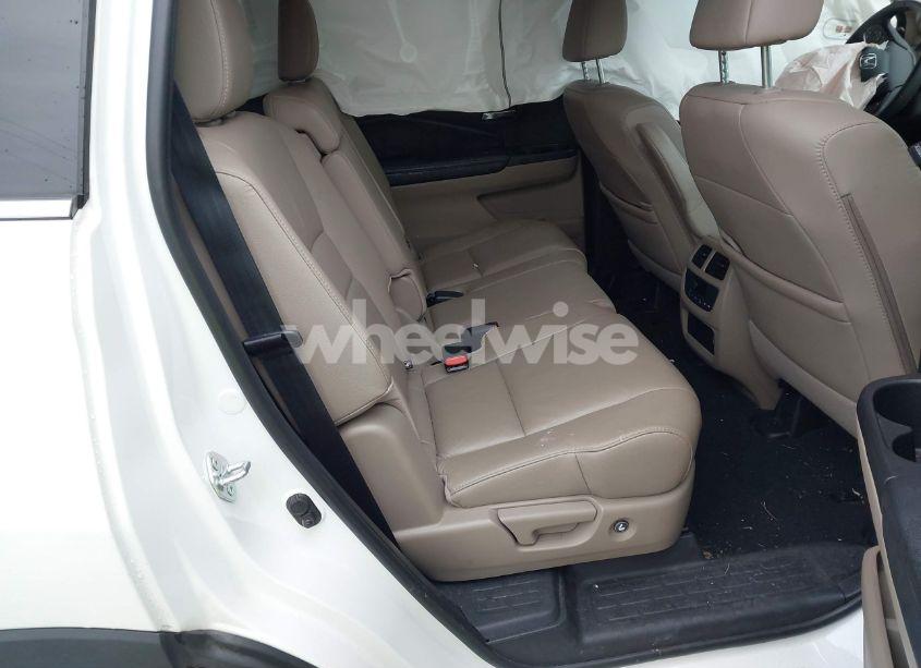 Photo 8 of 2022 Honda Pilot AWD EX-L (VIN 5FNYF6H51NB000280)
