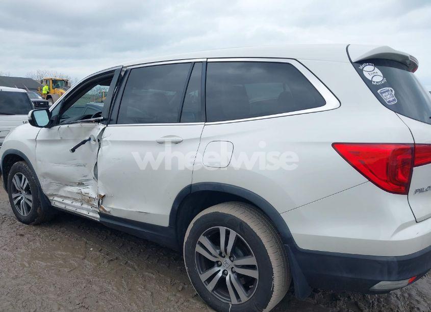 Photo 14 of 2016 Honda Pilot EX-L (VIN 5FNYF6H52GB061608)