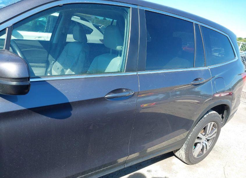 Photo 14 of 2016 Honda Pilot EX-L (VIN 5FNYF6H52GB090994)
