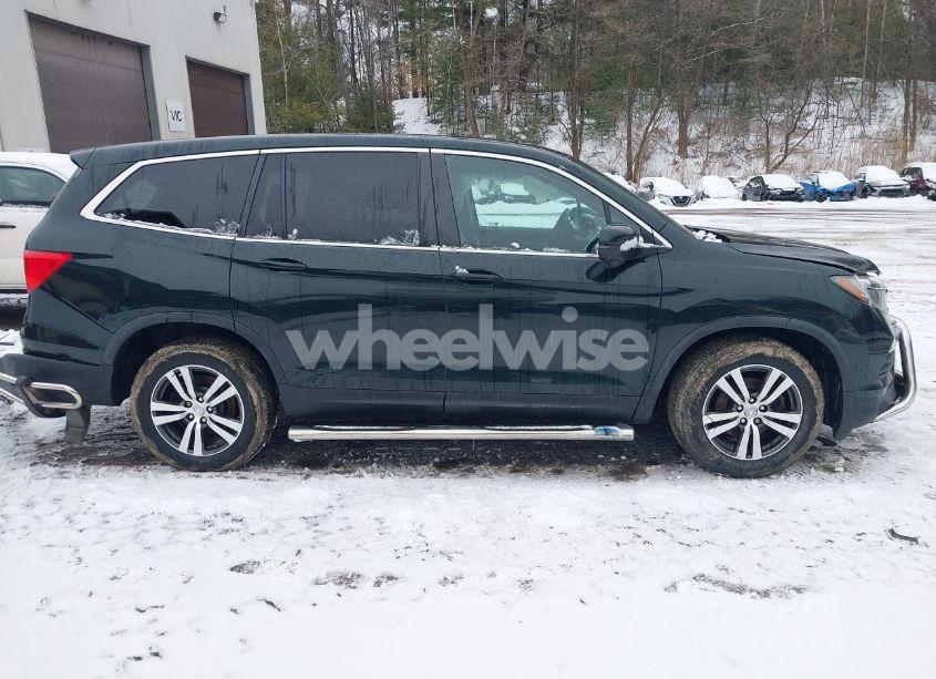 Photo 13 of 2016 Honda Pilot EX-L (VIN 5FNYF6H52GB128417)